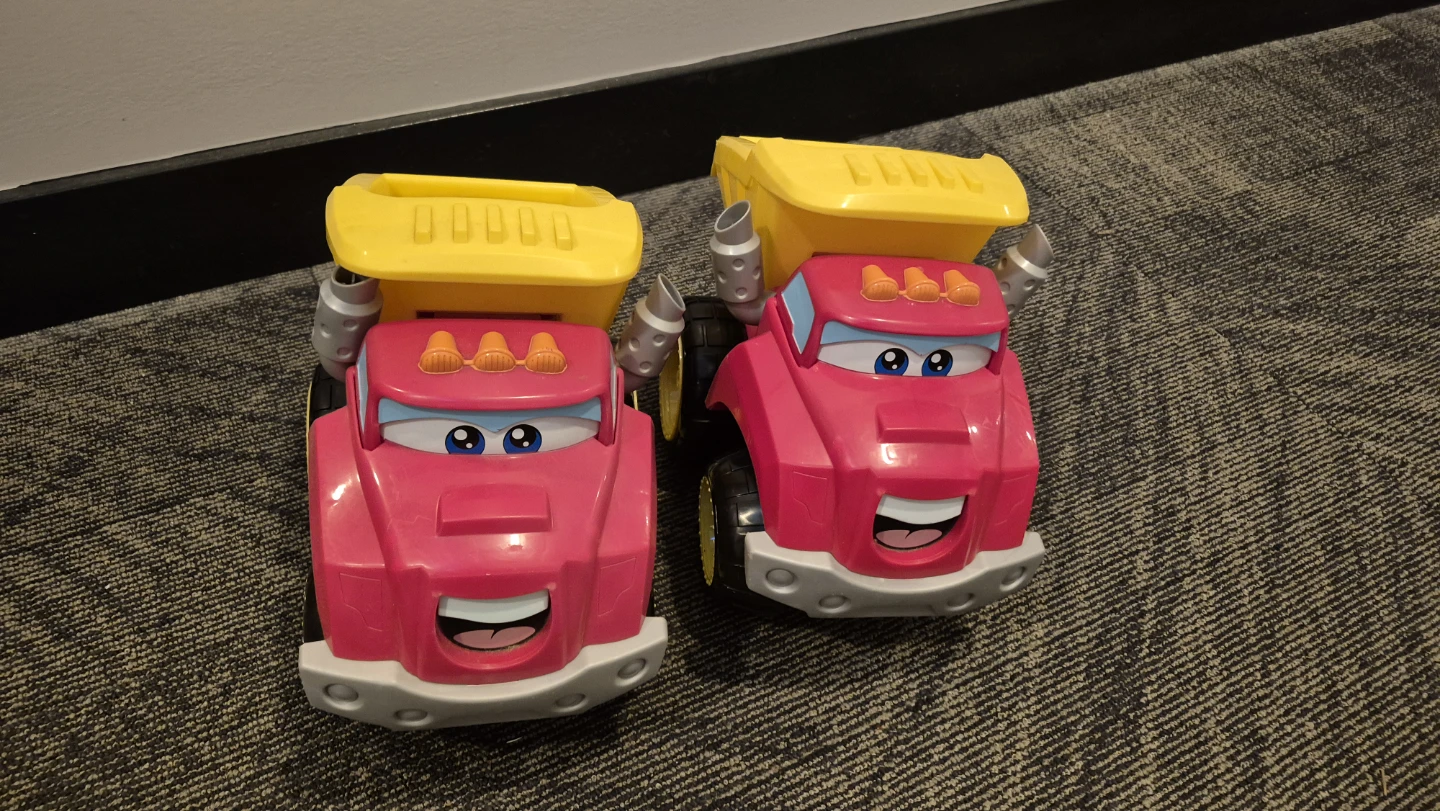 Tonka Chuck & Friends Dump Trucks – 2 Trucks