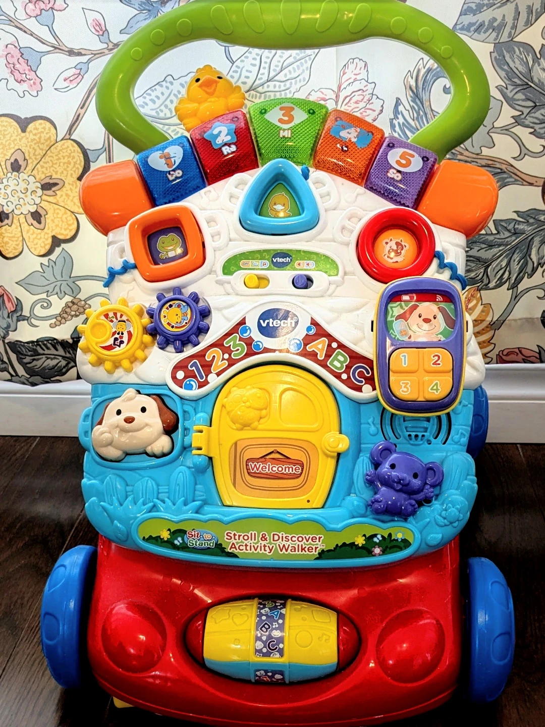 VTech Sit-to-Stand Stroll & Discover Activity Walker