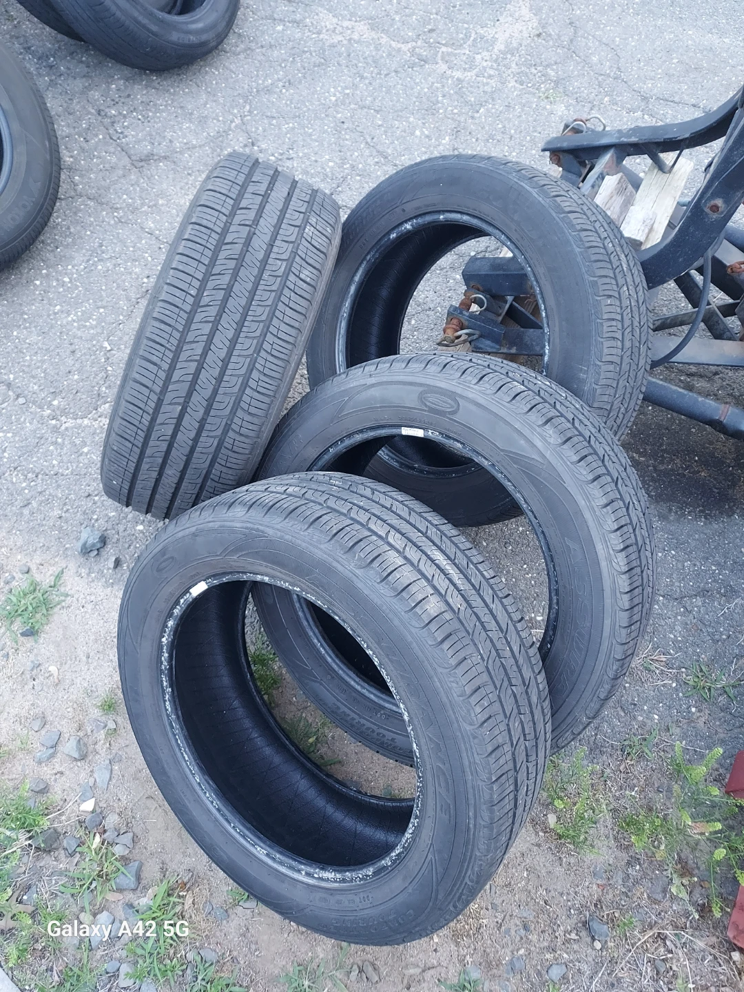 Set of 4 Tires - 235/55R18 100V - photo 2