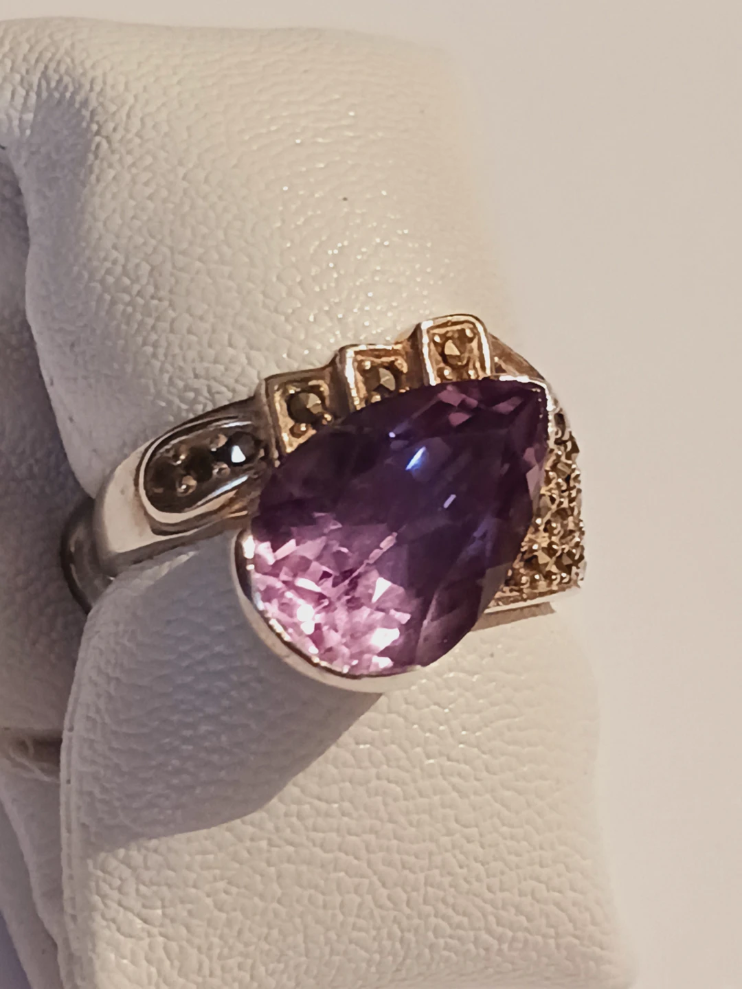 Stunning Sterling Silver 925 Pear Shaped Amethyst Ring. 7.5. - photo 2