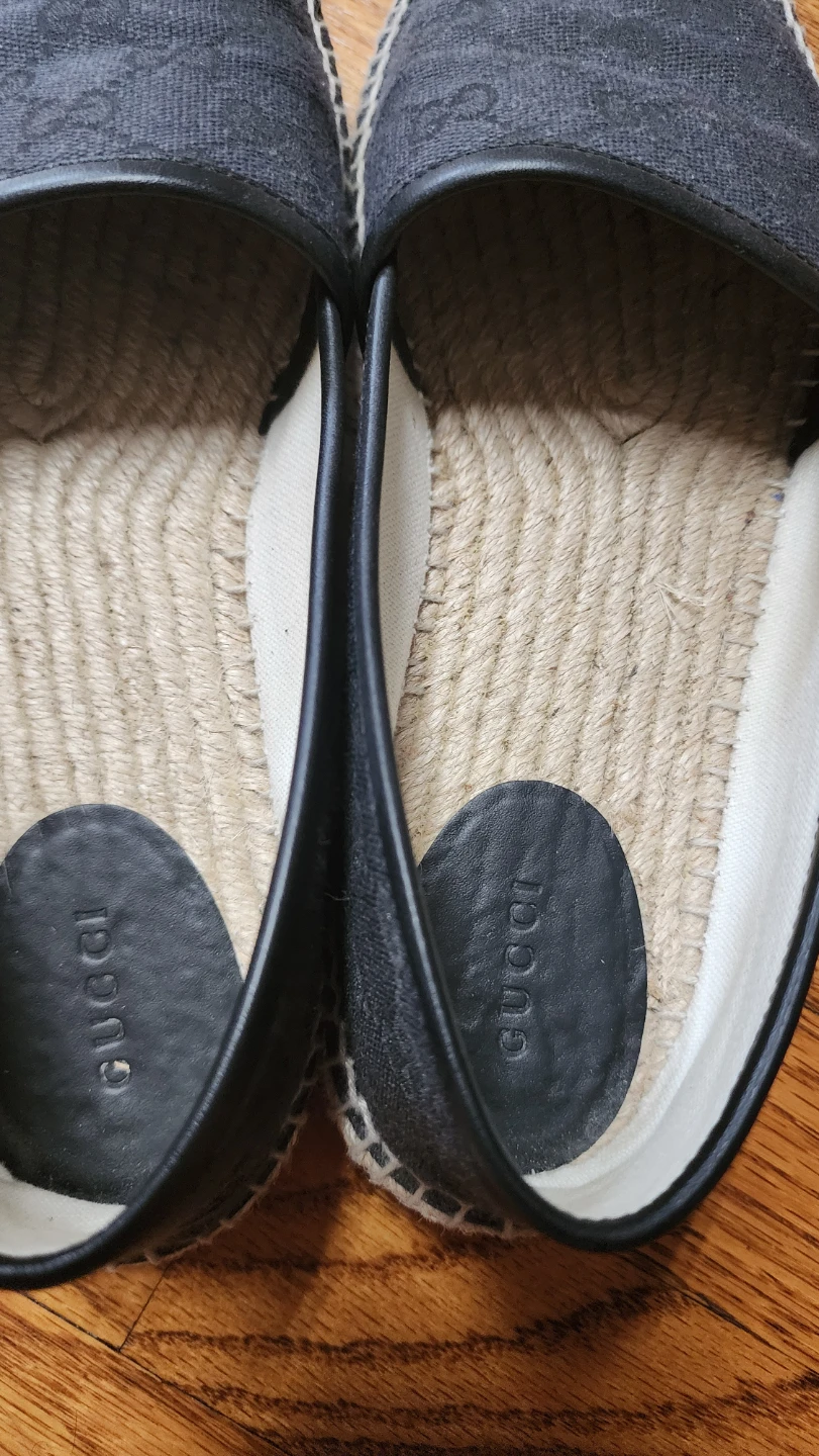 Gucci Espadrille Flats  (size runs small) - photo 3