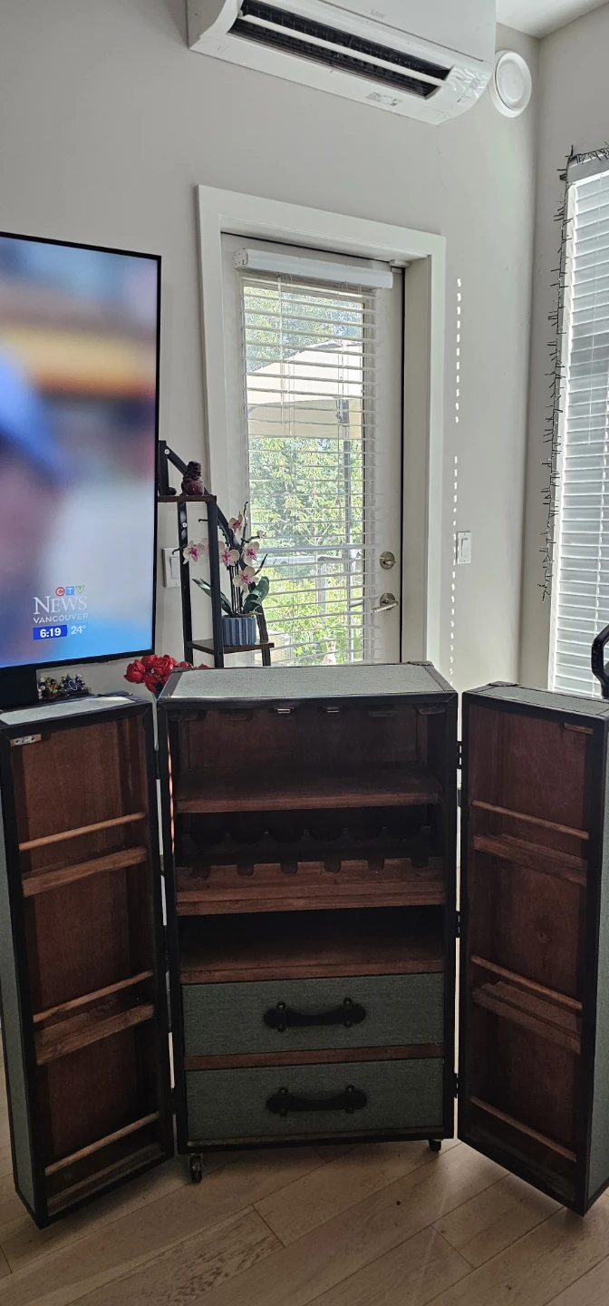 Vintage trunk Style Bar Cabinet - photo 2