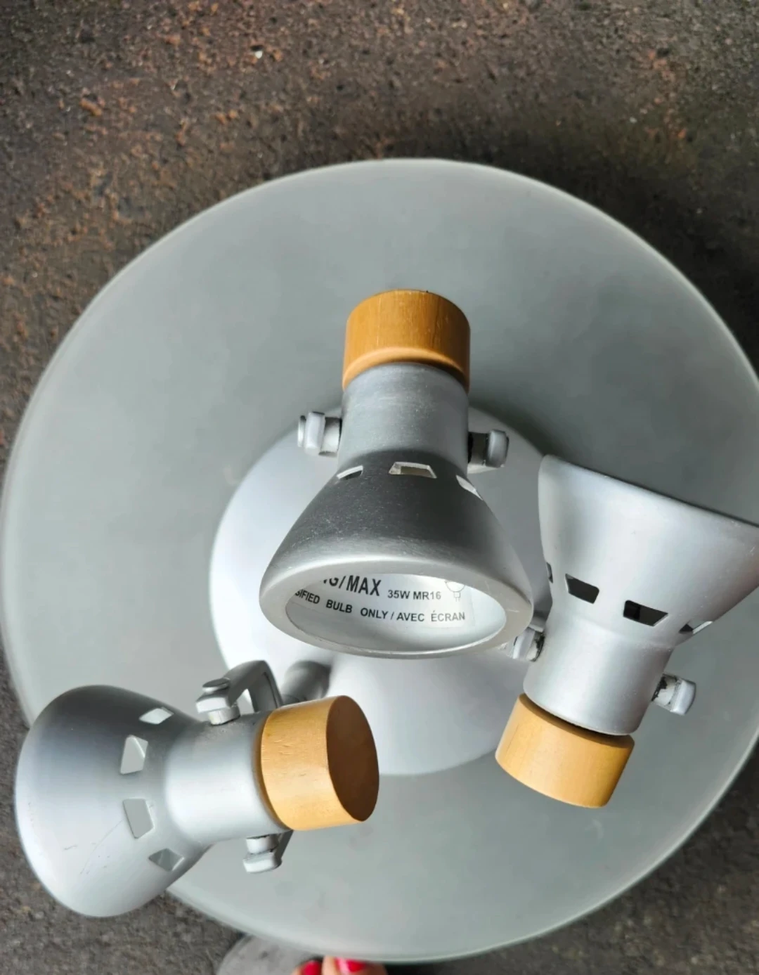 3-Light Track Lighting Fixture - photo 3