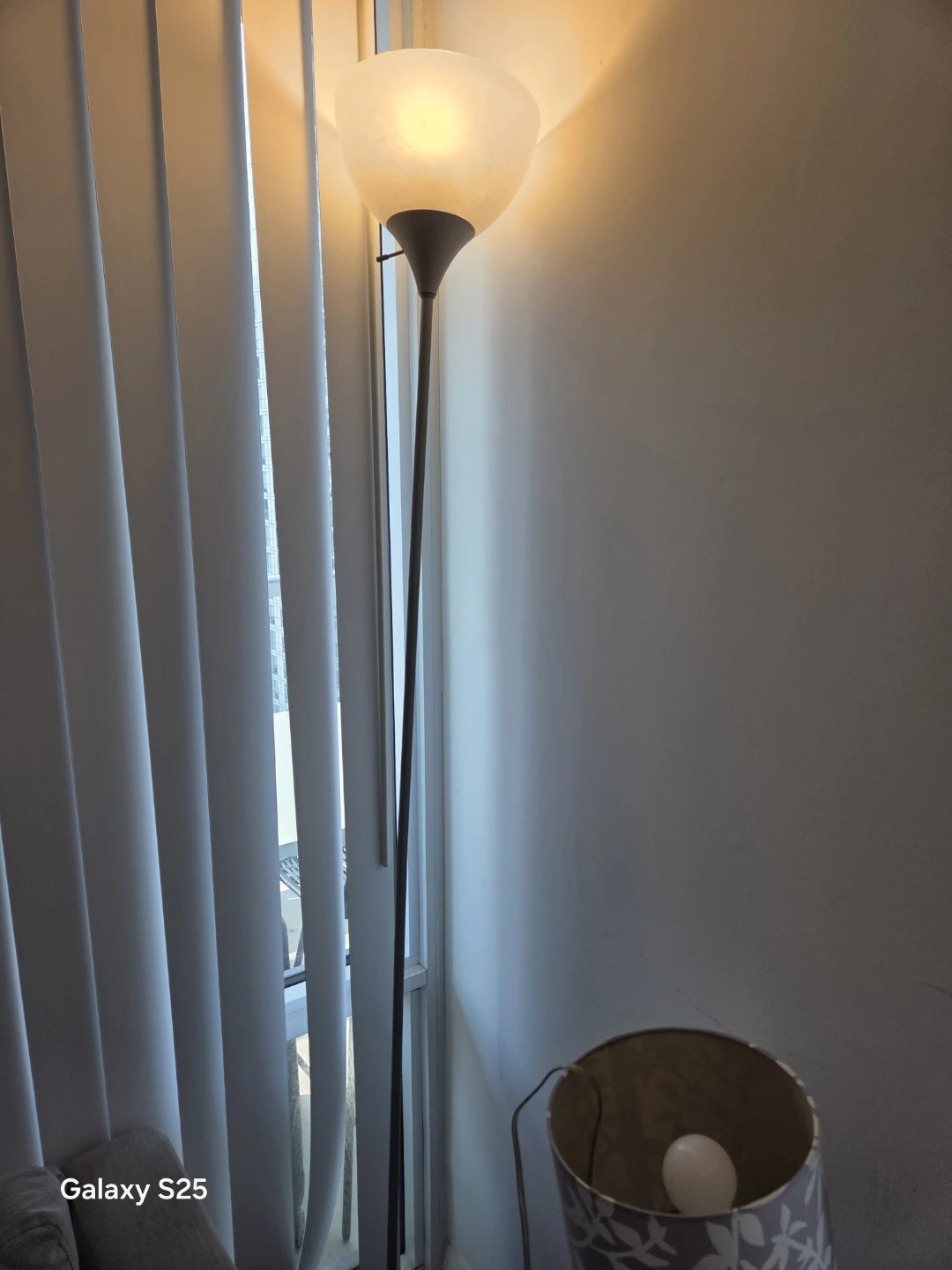 Floor Lamp - photo 2