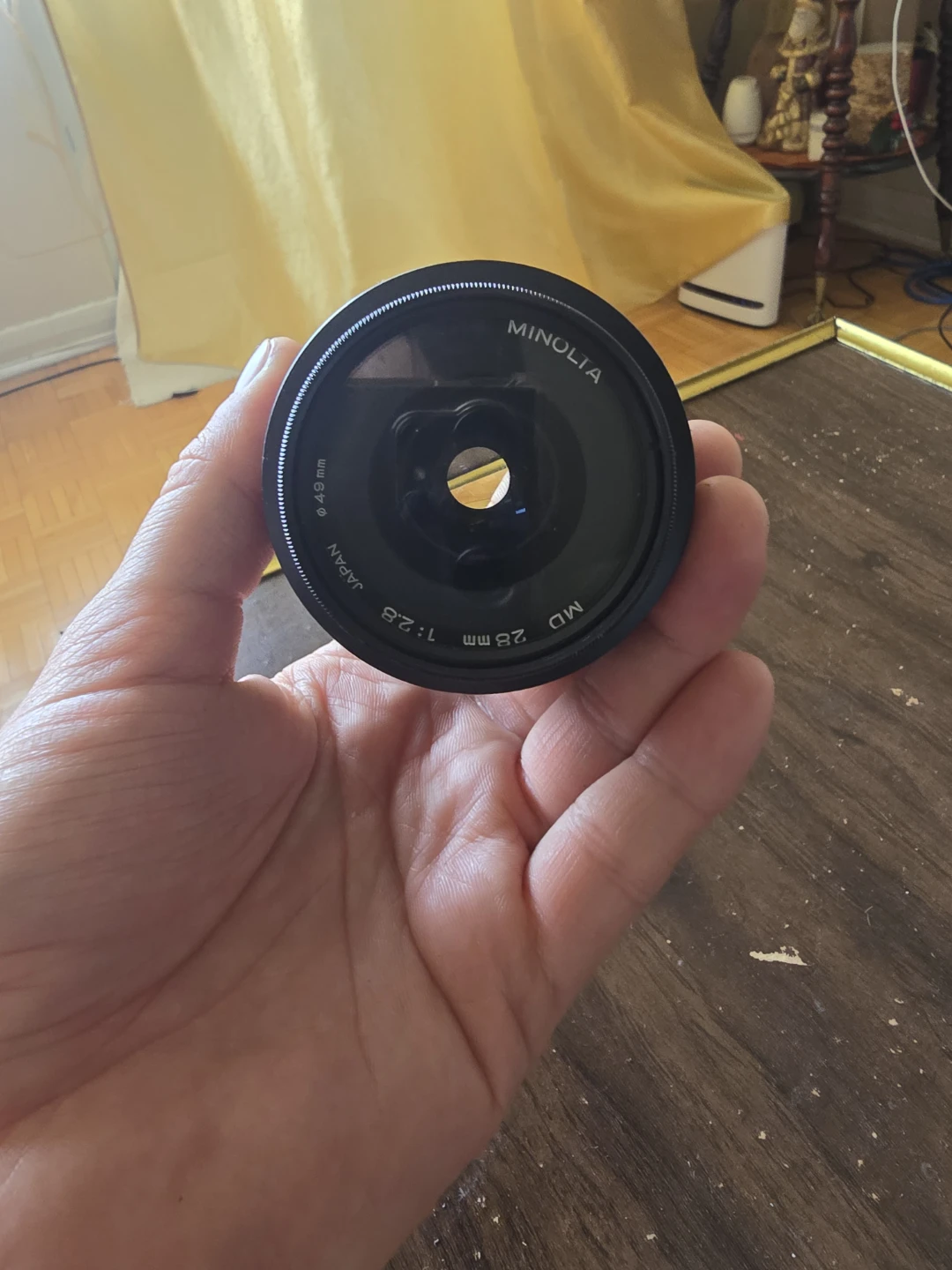Minolta MD 28mm 1:2.8 Lens - photo 5