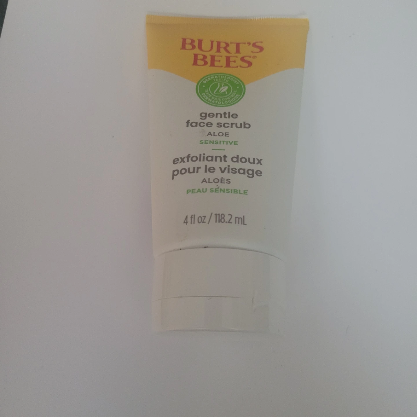 Burt's Bees Gentle Face Scrub - Aloe Sensitive