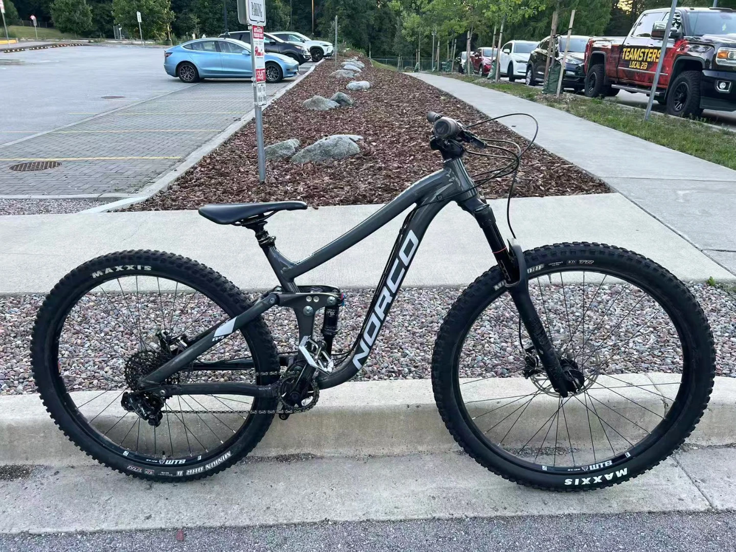 Norco Range Full Suspension Mountain Bike - photo 4
