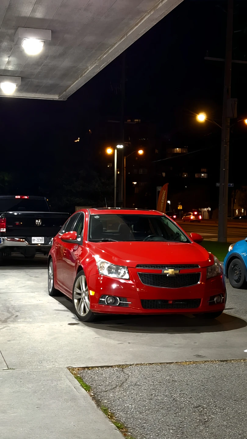 Red Chevrolet Cruze LT Sedan - photo 3
