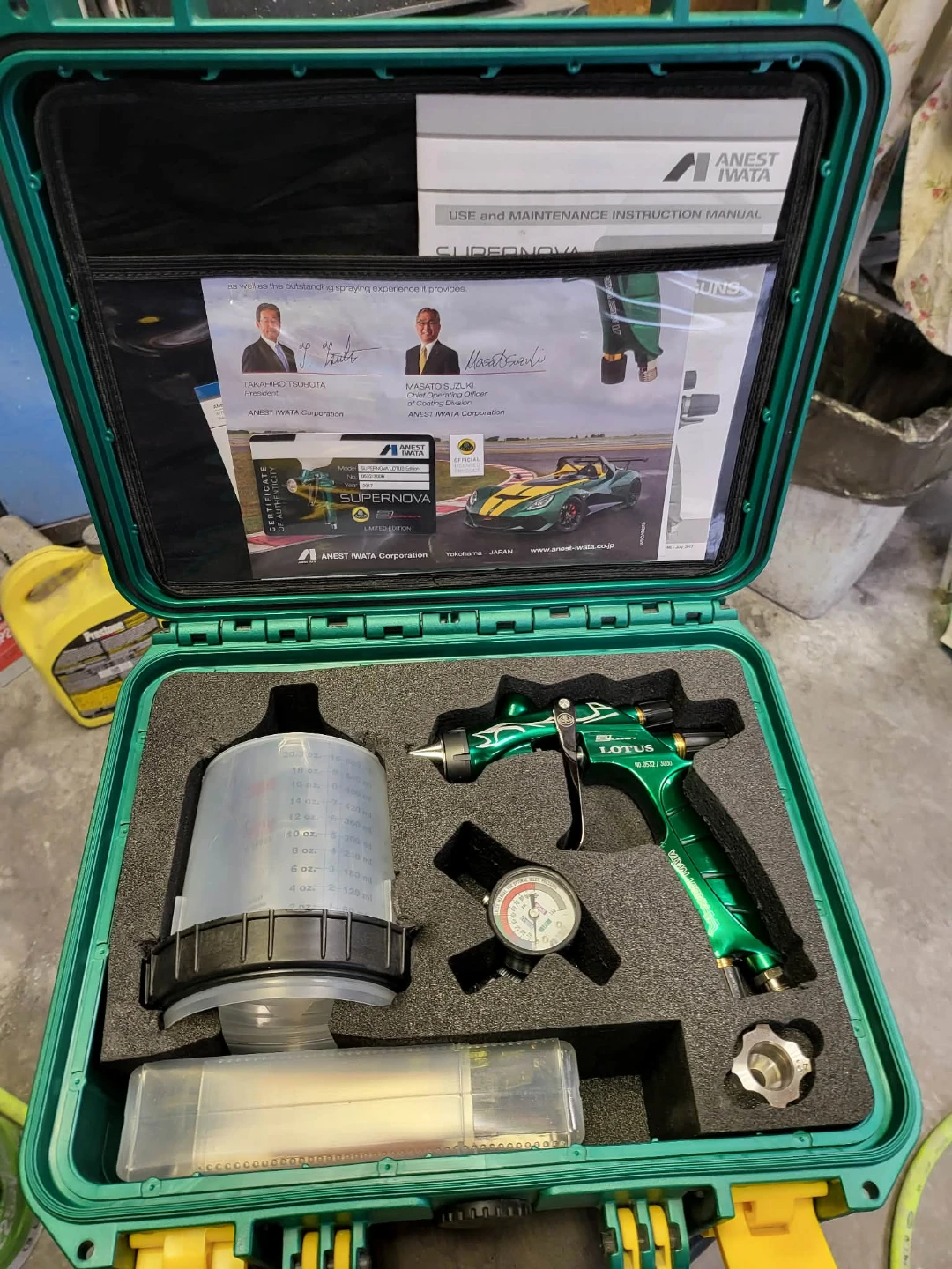 Anest Iwata Lotus Supernova Spray Gun - photo 5
