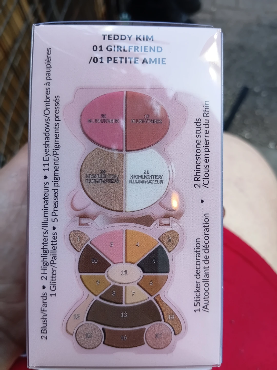 KimChi Chic Teddy Kim 01 Girlfriend Petite Amie Makeup Palette - photo 2