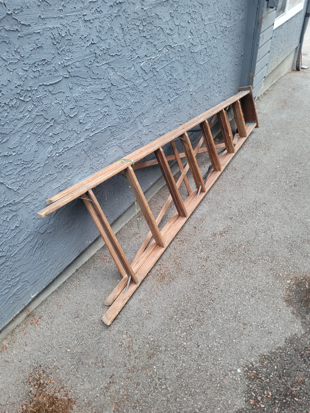 Wooden Step Ladder