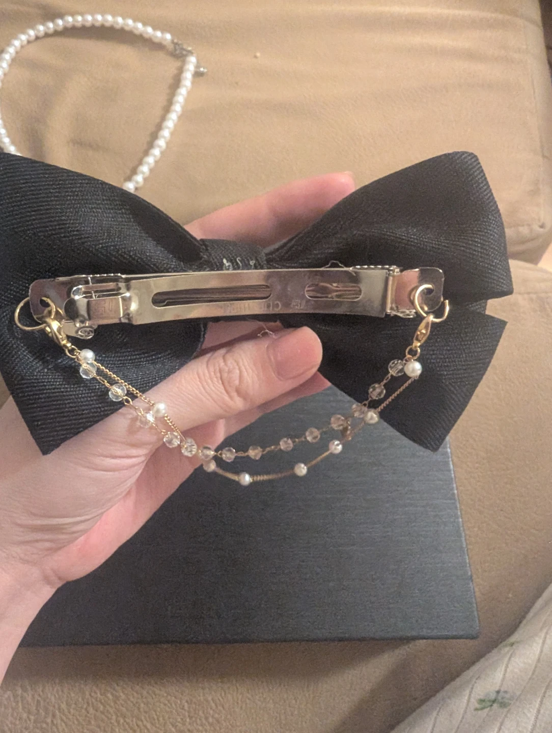 Black Bow Hair Clip with Pearl and Crystal Chain - photo 2