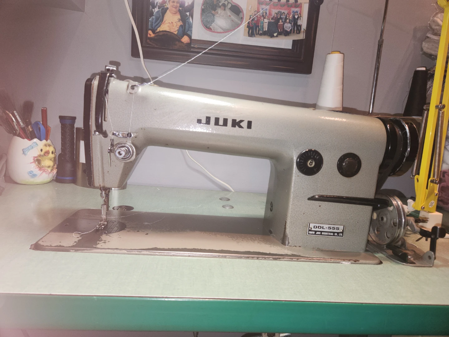 Juki DDL-555 Industrial Sewing Machine