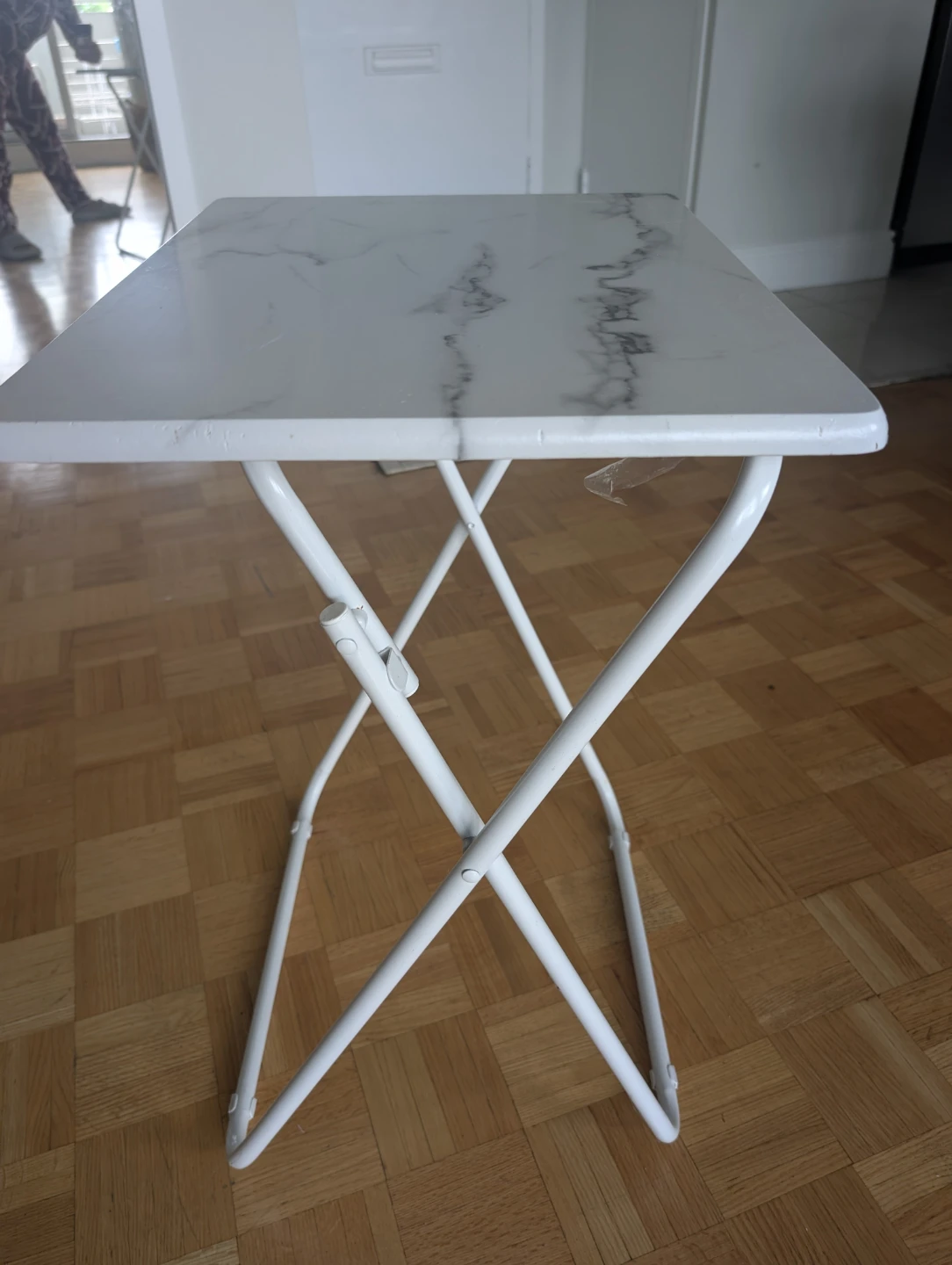 Marble-look TV Tray Table - photo 3