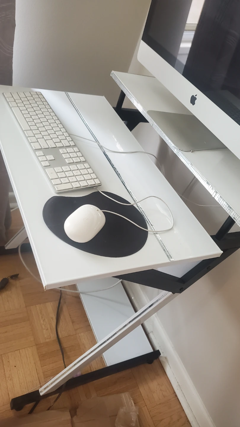 White Peel and Stick Roll- Free! - photo 3