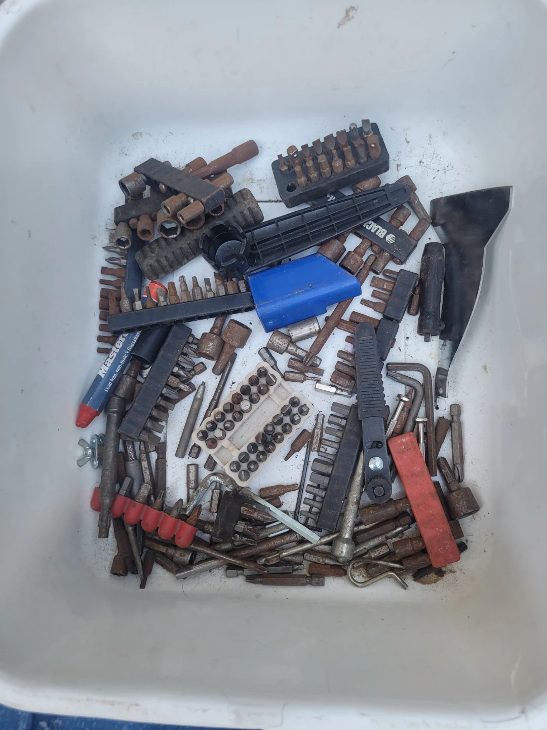 Lot 60 + screwdriver Tools and Hardware Lot - photo 2