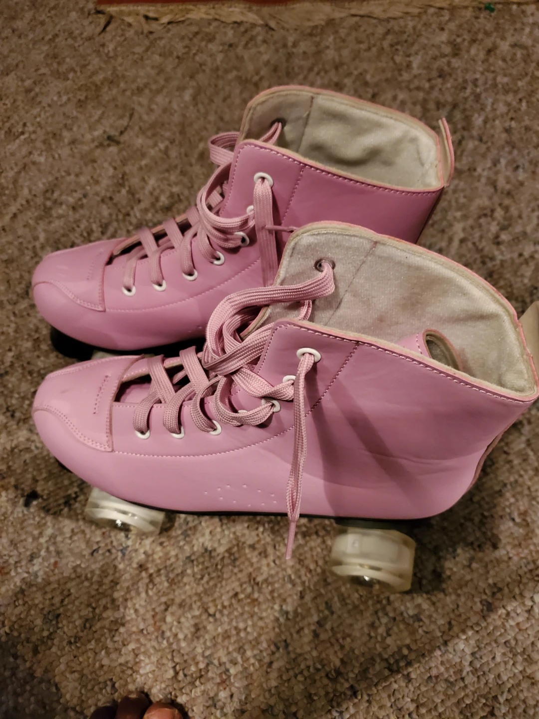 Pink Roller Skates - photo 3