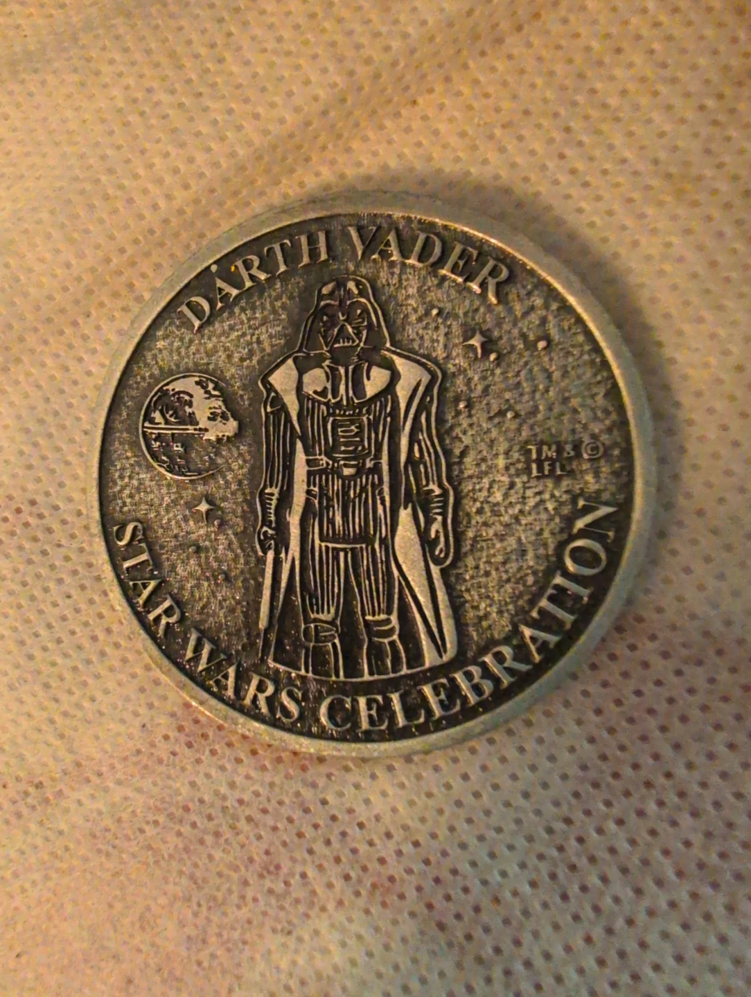 Star Wars Celebration Europe Darth Vader Coin - photo 2