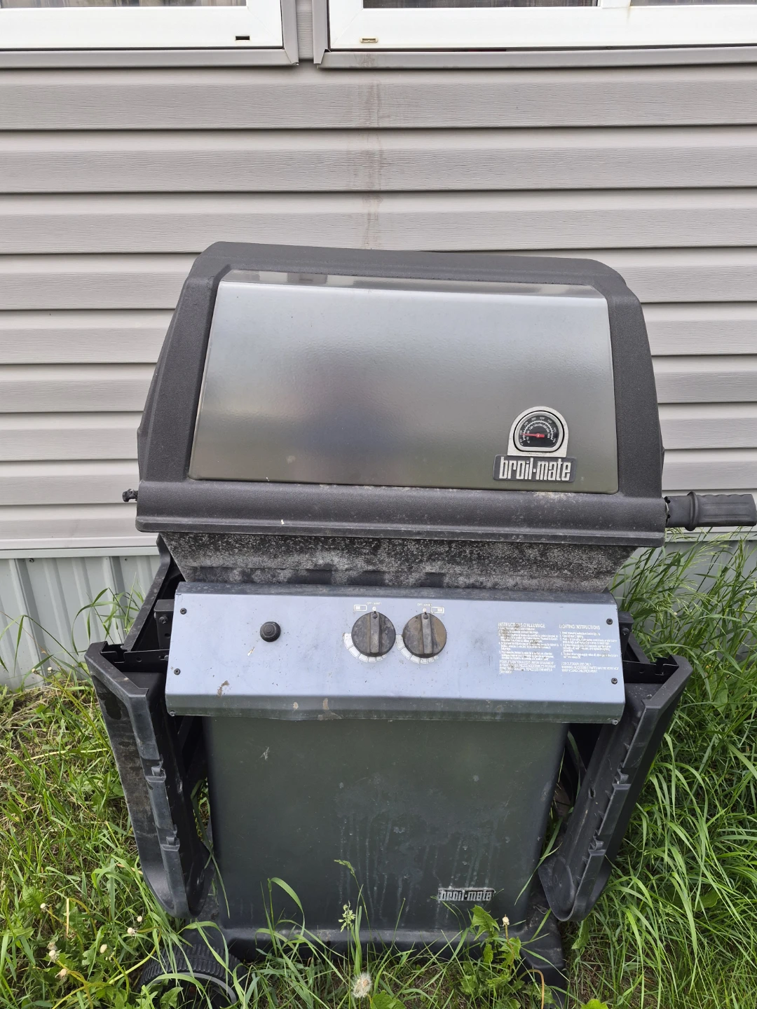 Broil-Mate Gas Grill