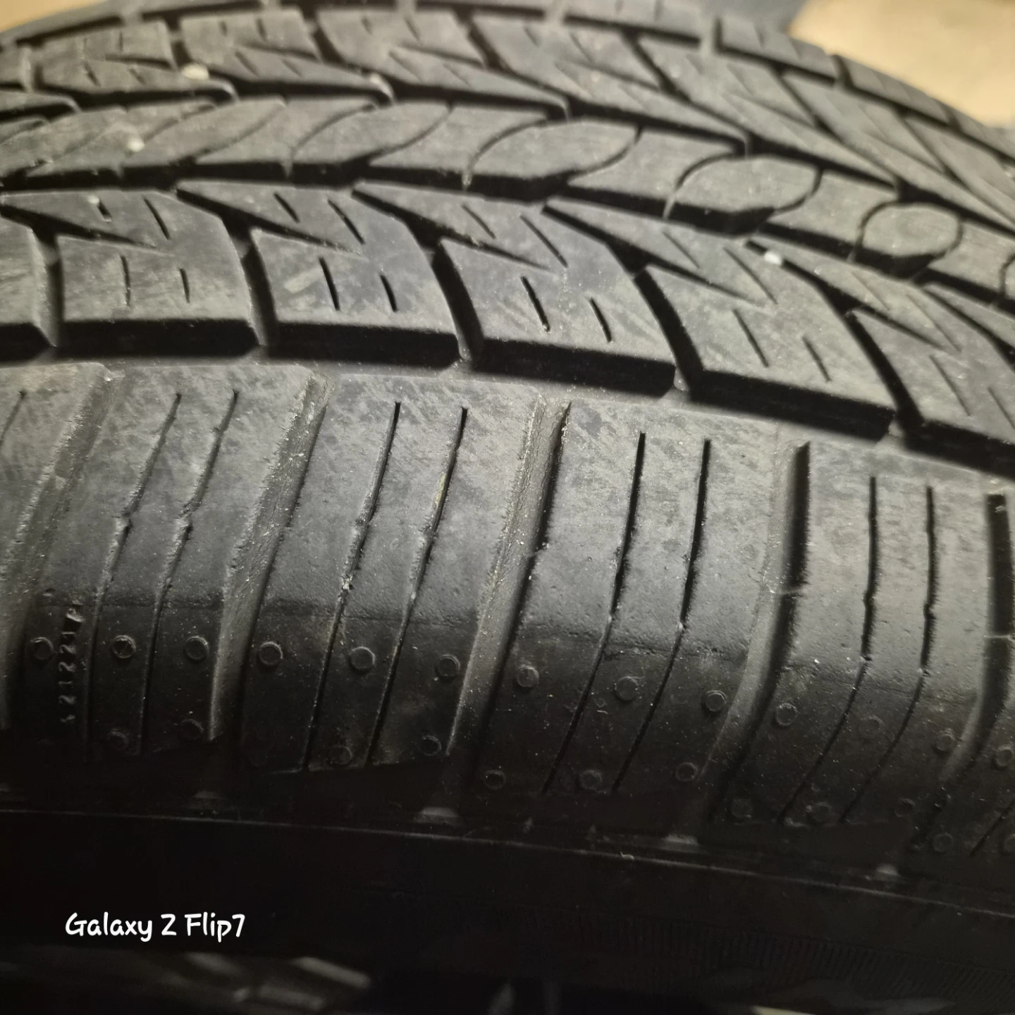 OEM Honda CRV Rims 18" with All season tires - photo 3
