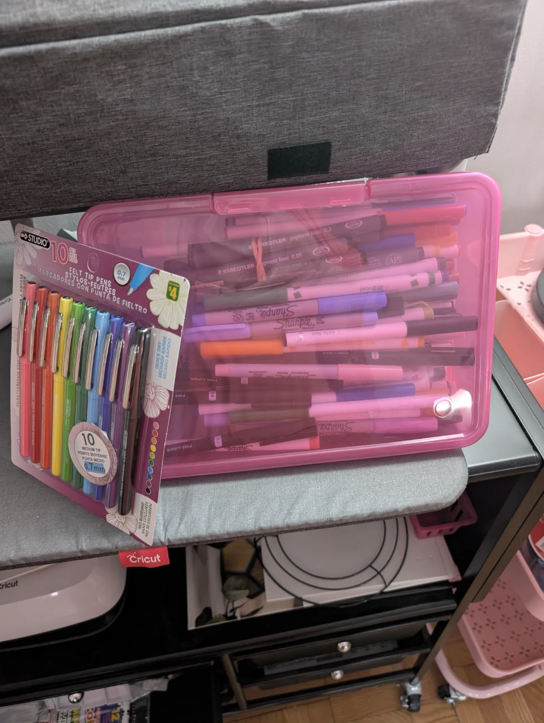 Cricut clear out! - photo 2