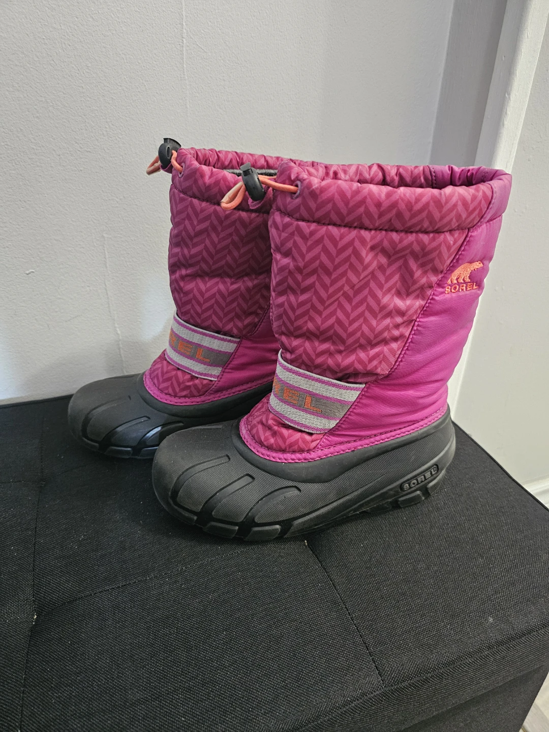 Sorel Pink Winter Boots - Youth Size 2