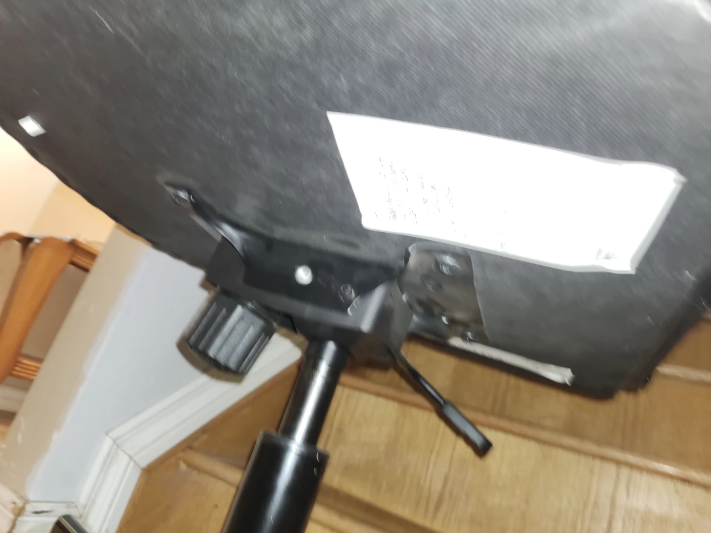 Black Office Chair - photo 2