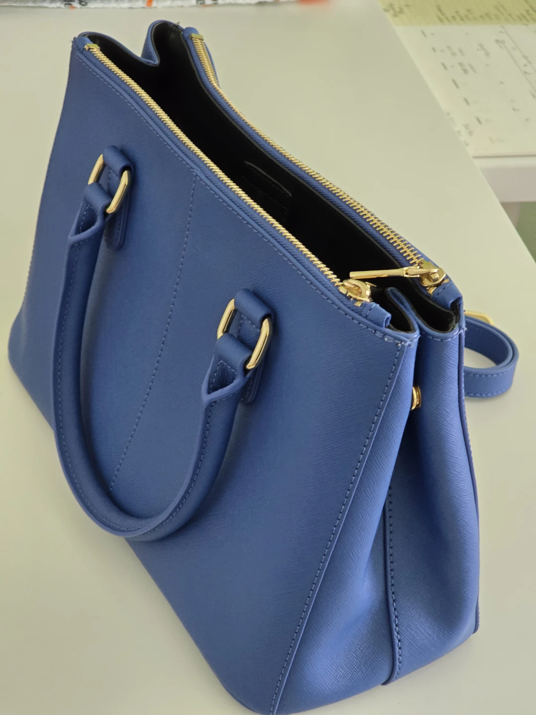 DKNY Blue Leather Satchel with Gold Hardware - photo 5
