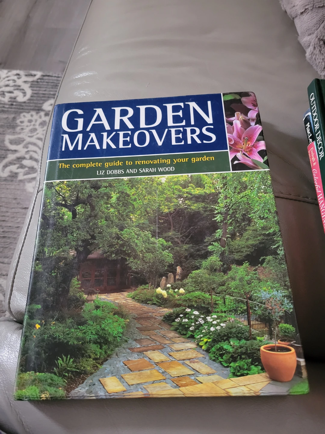 Garden Makeovers: The Complete Guide to Renovating Your Garden