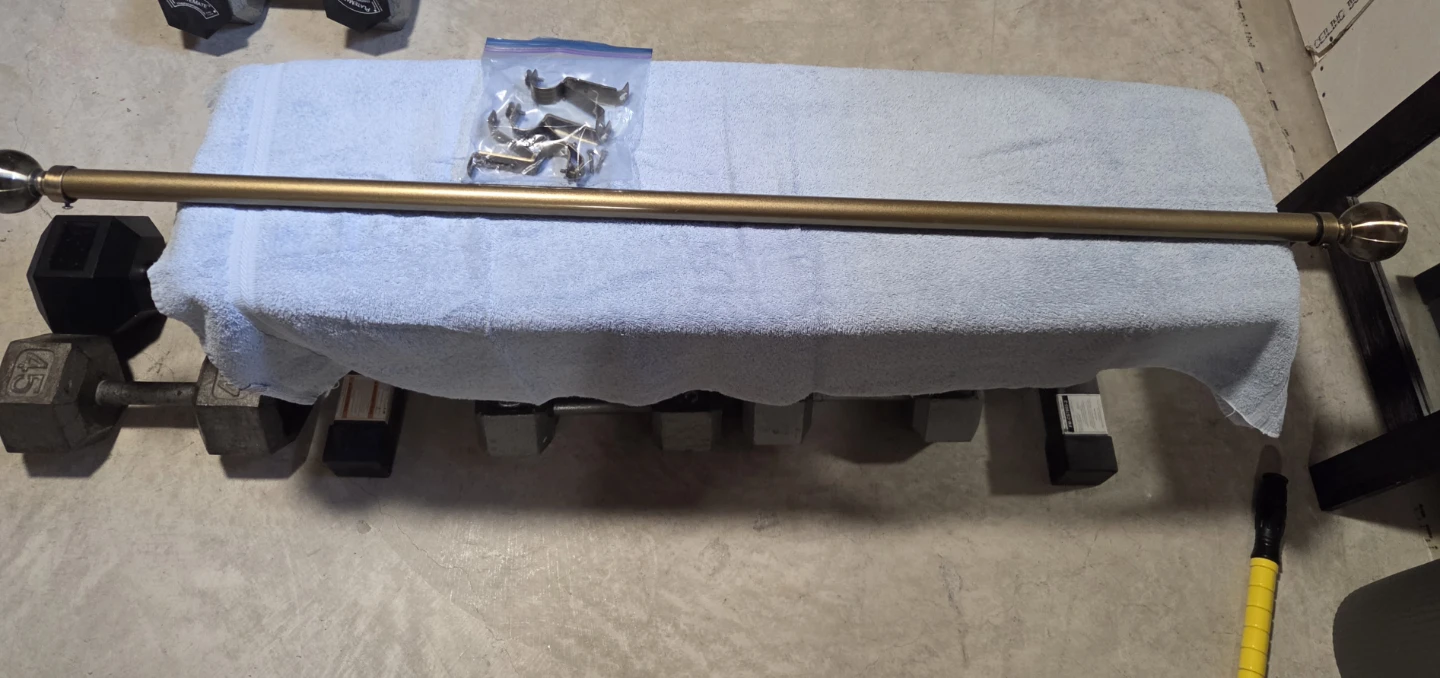 Curtain rod