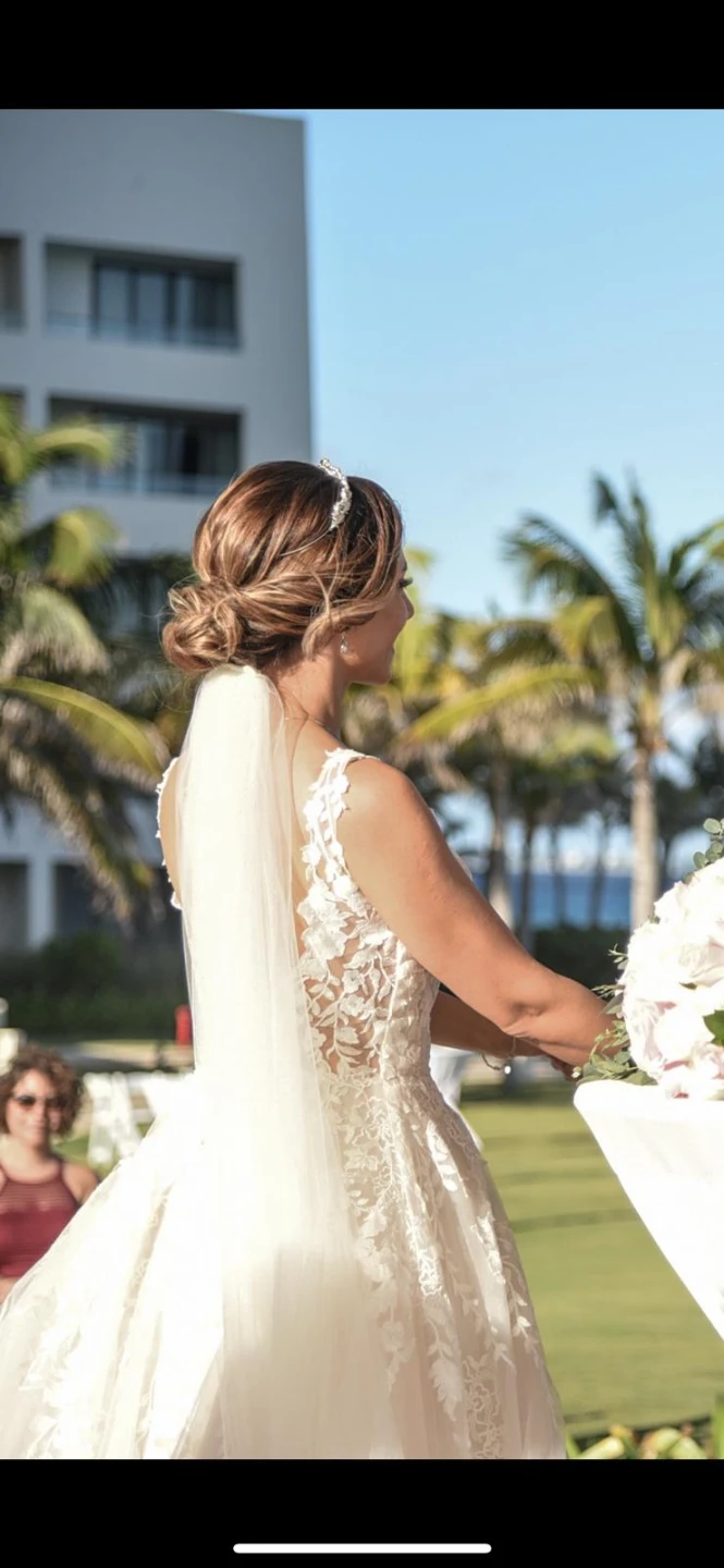 White Lace Wedding Dress