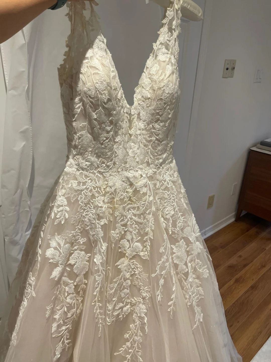 White Lace Wedding Dress - photo 5