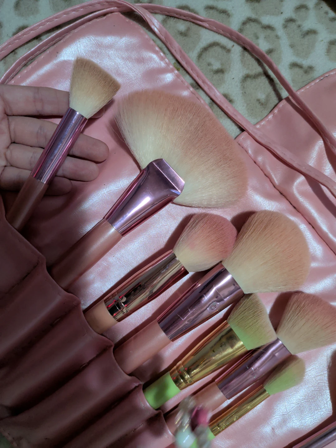 15-Piece makeup brush set cute and pink! - photo 5