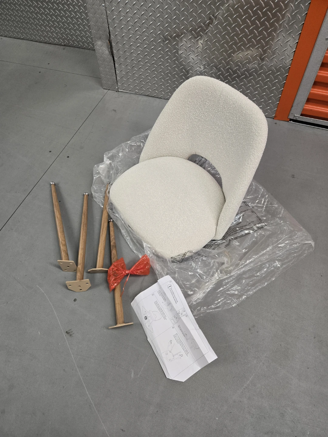 Brand New Cream Bouclé Modern Accent Chair (Unassembled) - photo 2