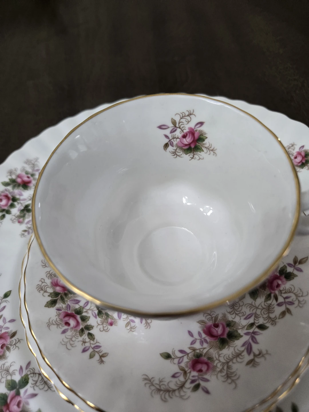 Royal Albert "Lavender Rose" Bone China Set (36 Pieces) - photo 4