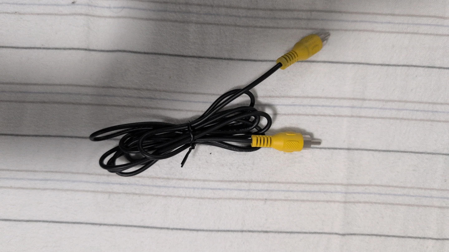 Assorted RCA/ Audio Jack Cables - photo 3