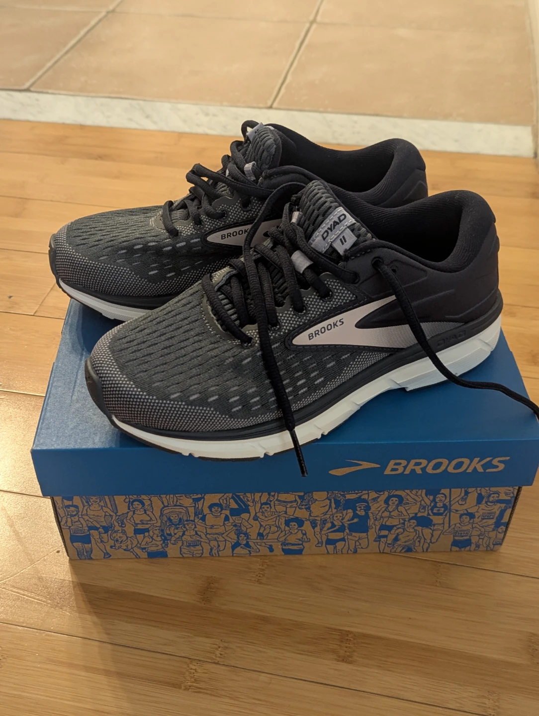Brooks Dyad 11 Women's Running Shoes - photo 5