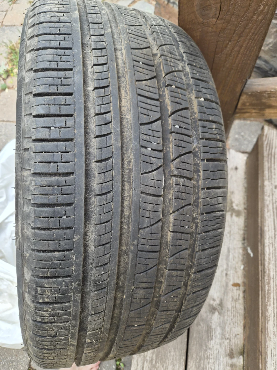 Pirelli Tire 265/40R21 - photo 3