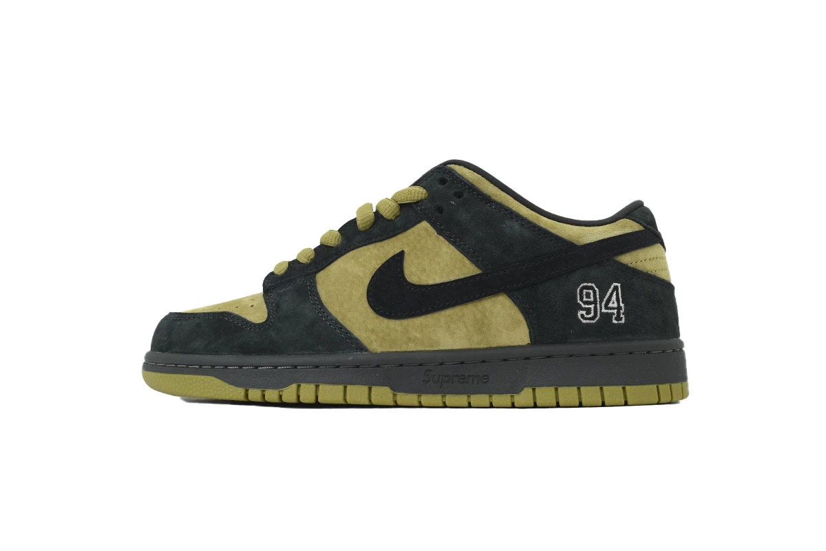 Nike SB Dunk Low Supreme "94" Sneakers - photo 3