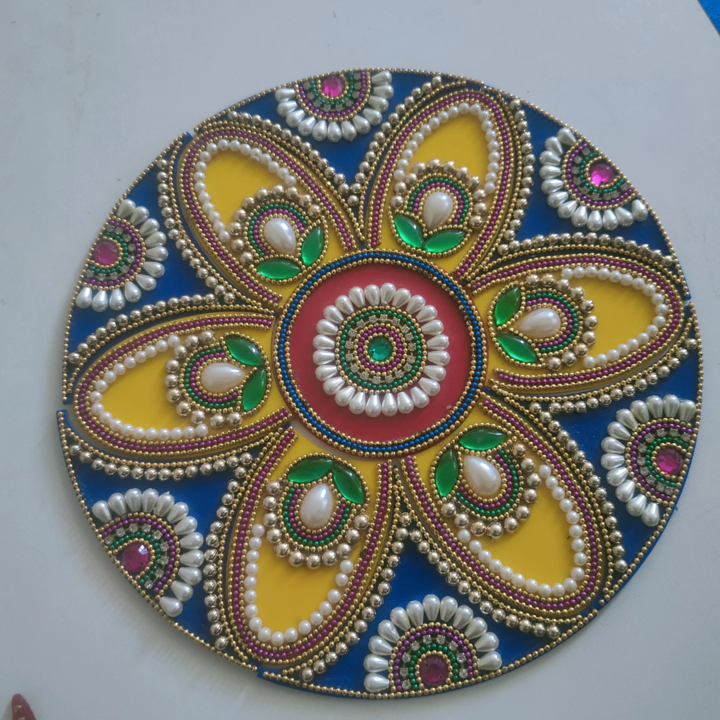 Decorative Rangoli Kolam Art Pieces (Set of 3) & 4 candles