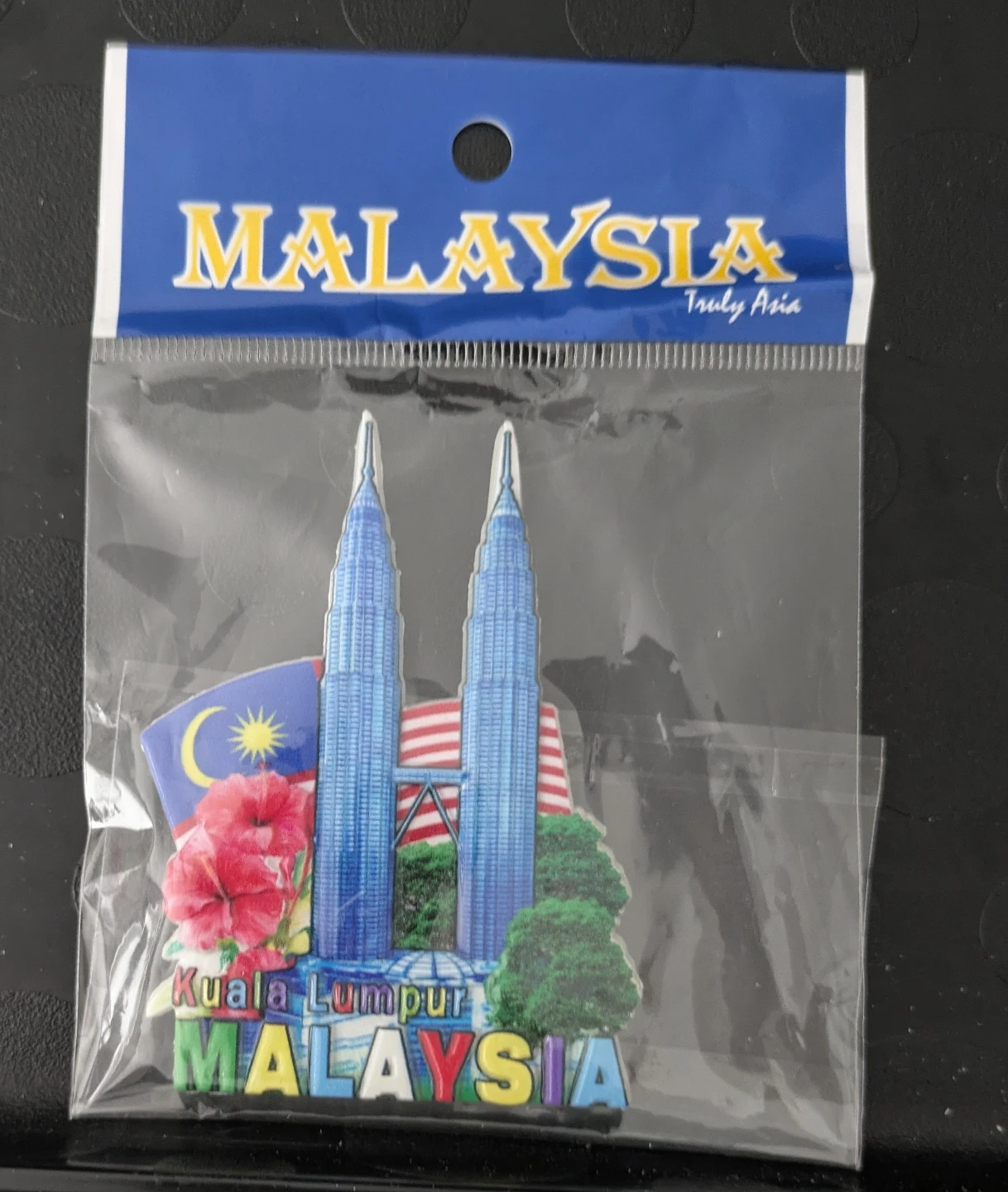 ⚽ Malaysia Kuala Lumpur Souvenir Magnet