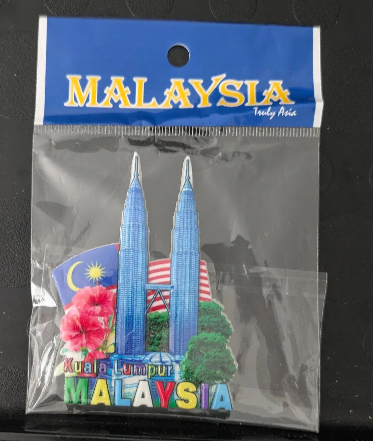⚽ Malaysia Kuala Lumpur Souvenir Magnet
