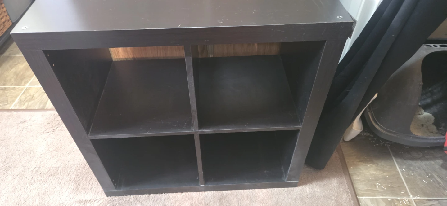 Ikea Kallax style 4-cube shelving unit