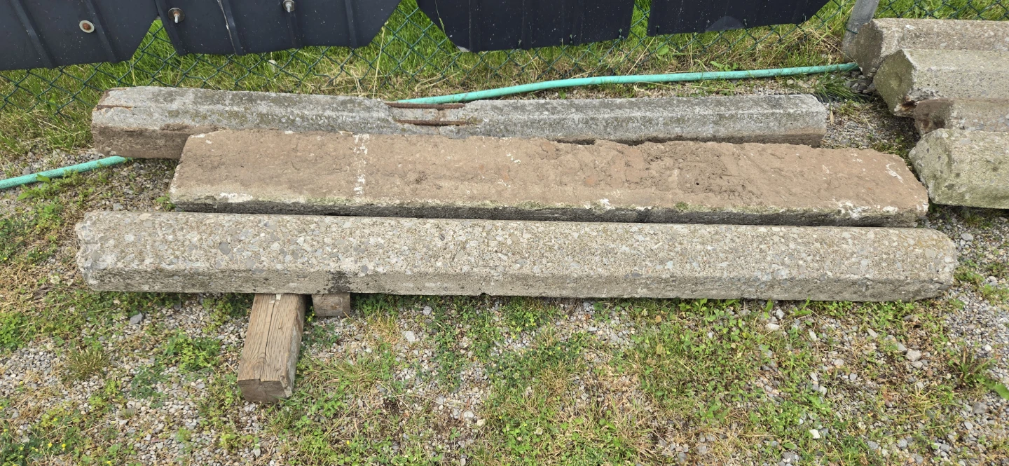 Concrete parking curbs - photo 2
