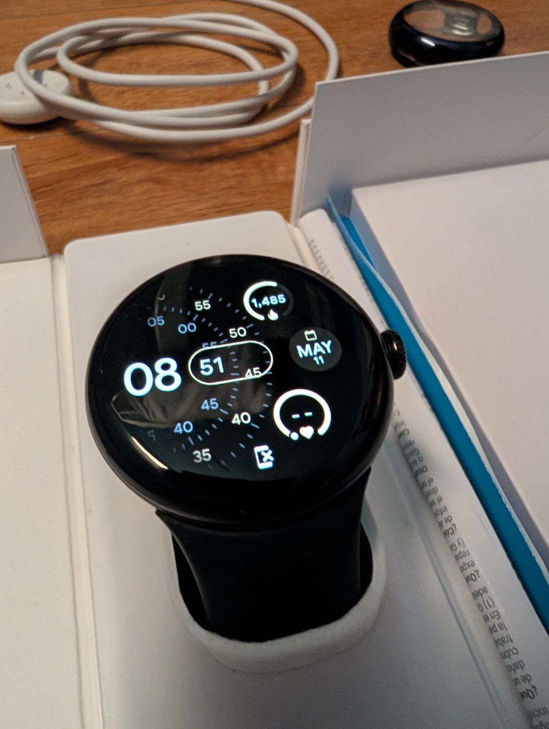 Google Pixel Watch 2 LTE Smartwatch with Black Band - photo 3