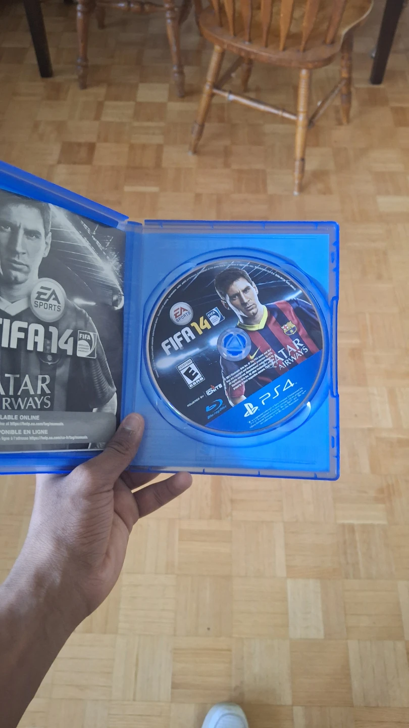 PlayStation 4 FIFA 14 Video Game - photo 2