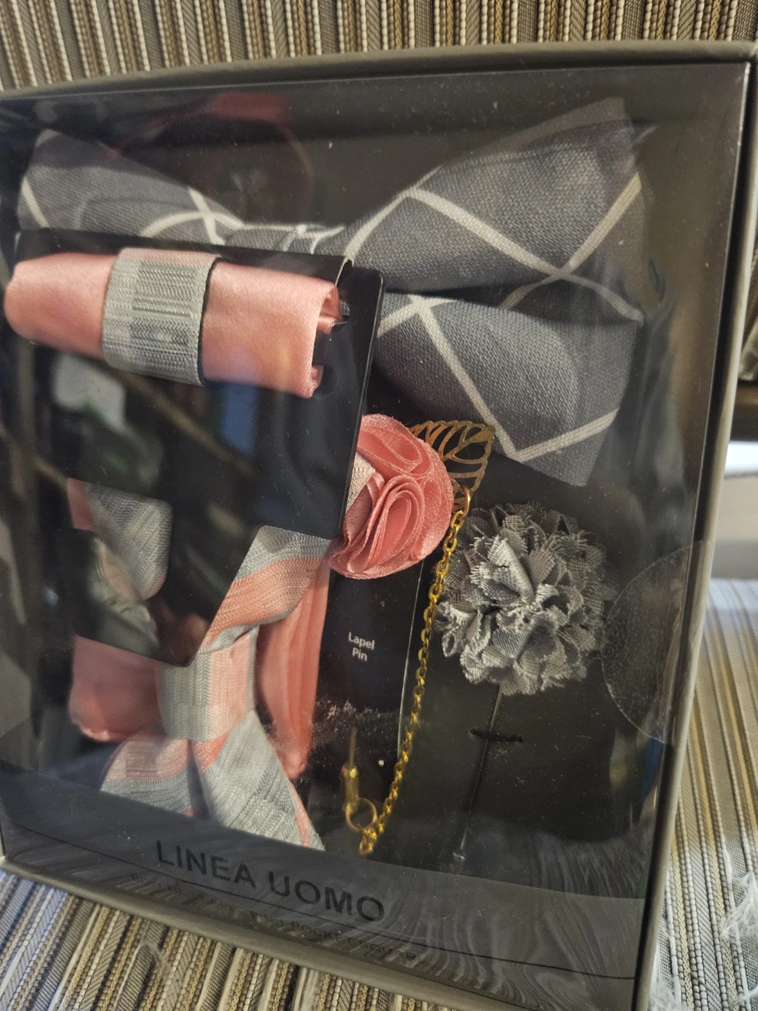 Linea Uomo Bow Tie, Lapel Pin & Pocket Square Set - photo 3