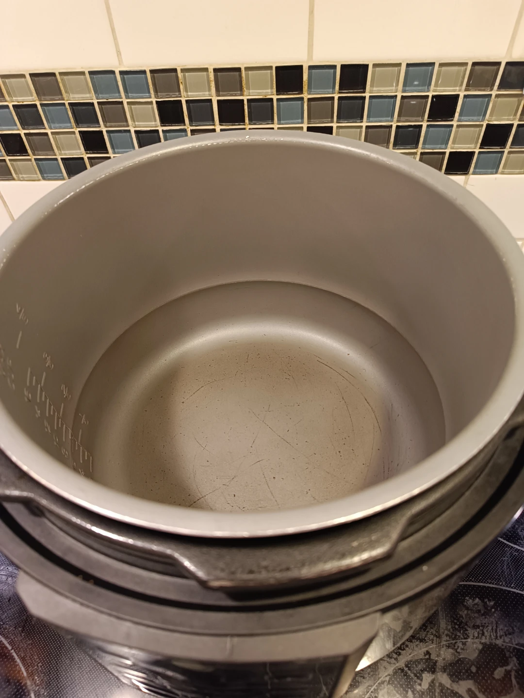 Starfrit Electric Pressure Cooker - photo 2