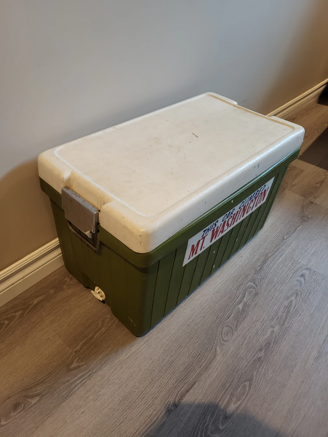 Vintage Mt. Washington Coleman Cooler
