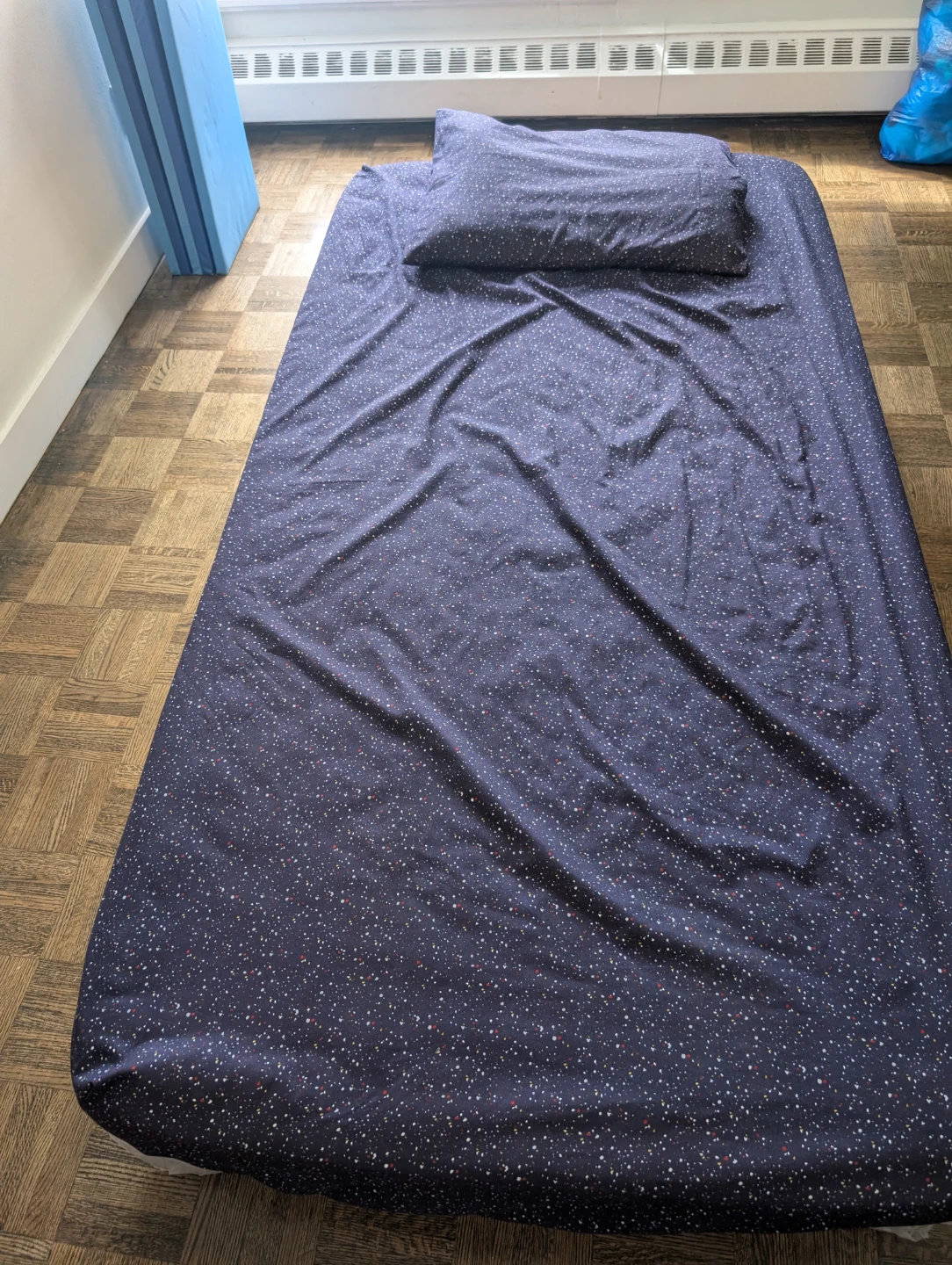 Bedsure Twin Mattress with Pillow and Sheets